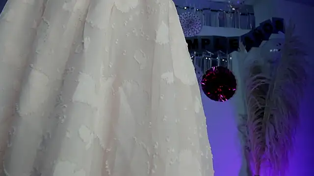 april_dumont élő XXX-chatje