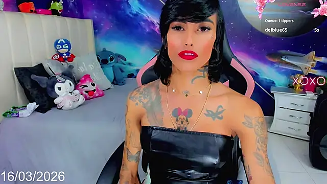 Nella_Dolls: онлайн-секс-чат