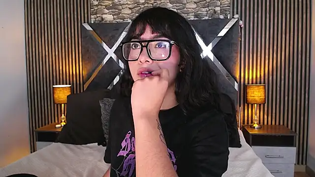 Amy_channel live XXX chat