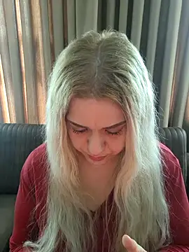 TutkuEvi 现场XXX聊天