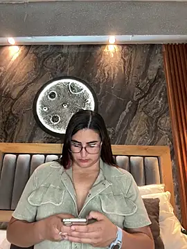 BellaPeers_ 即時 XXX 聊天