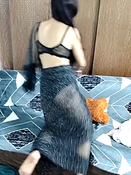 Pokazy przed kamerką – indian_yourshreya69