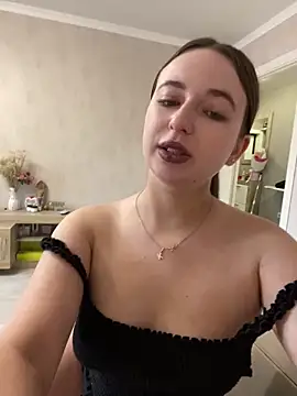 AlisaQSky Chat XXX in diretta