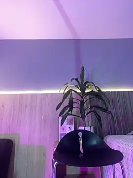 Atenea_Clerk Chat XXX in diretta