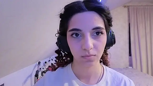 Blissmissataeses Adlı Modelin Canlı XXX Sohbeti