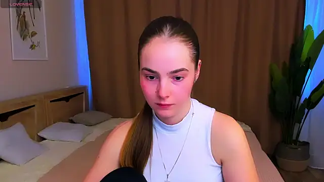 Онлайн чат XXX Maddy_Wood_