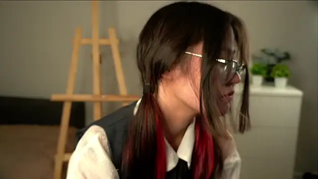 Chatroom XXX en direct de NelleMihalko