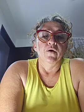 evelin_hott Adlı Modelin Canlı XXX Sohbeti