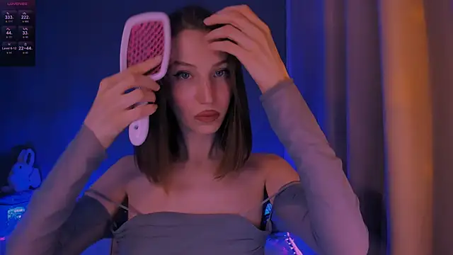 Chat +18 de ellaamber ao vivo