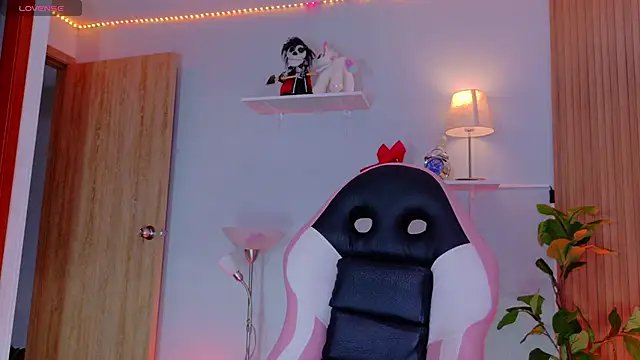 Chris_parker27 Show in webcam