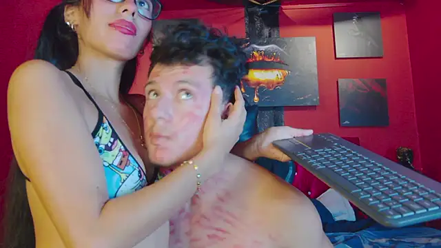 Chloe_MagnusKnight_ webkamerás műsora