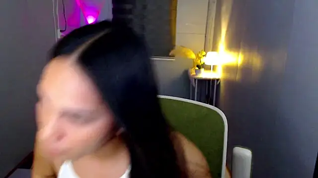 Fille_itou – Kamerová šou