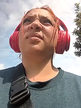 Mariana-94: онлайн-секс-чат