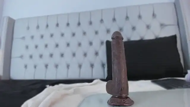 Lily_StClairのウェブカメラショー