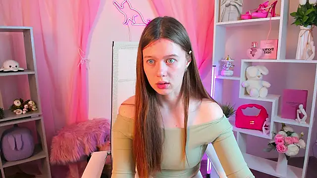 CelestineMauriac 即時 XXX 聊天