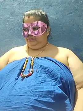 tamilthanushri Adlı Modelin Canlı XXX Sohbeti