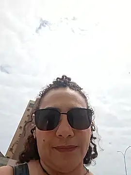 JuliRamirez Webcam Show