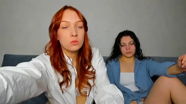 Megansi Show in webcam