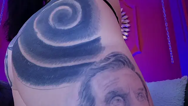 Chat +18 de Julieta_Russell ao vivo