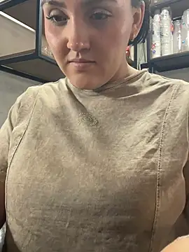 Gabriela_Lombardii: онлайн-секс-чат