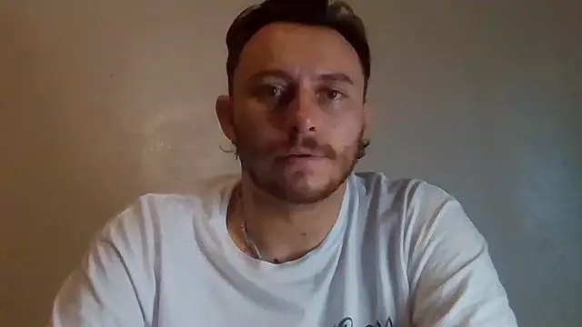 TallHungandCloudy69 webkamerás műsora