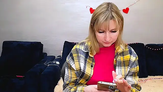 Incredible_Ariela: онлайн-секс-чат