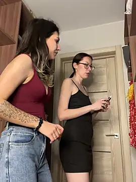 RussianGirls_ 网络视讯表演