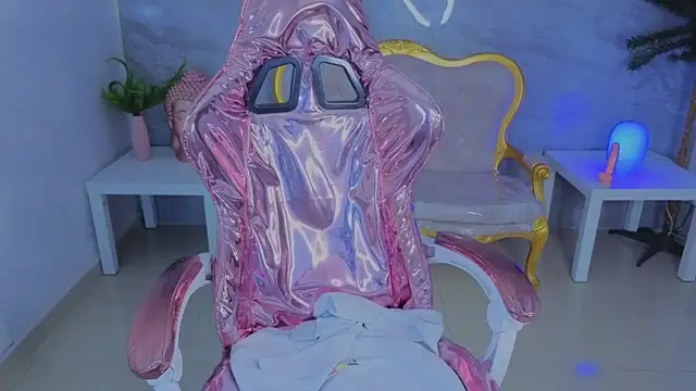 nati06_s élő XXX-chatje