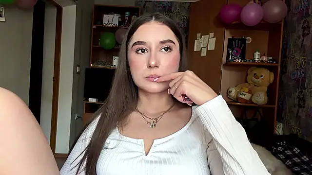 poly_princess' Live XXX Chat