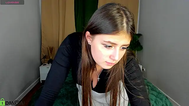 Crystal-Lace's Live XXX Chat