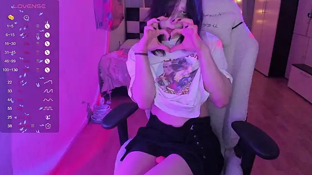 Show modela Simochka_w na web-kameri