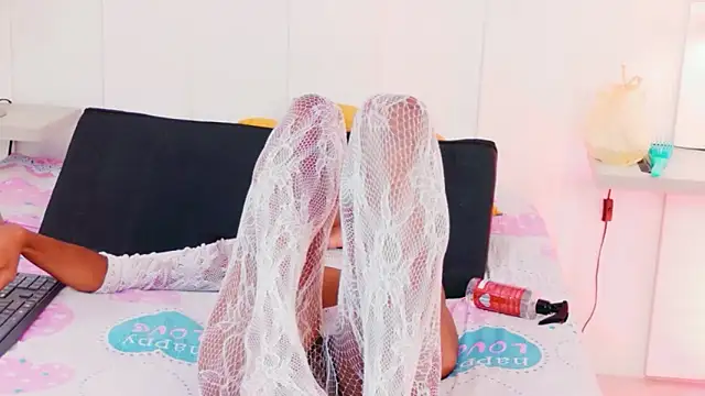 Blackrosse__ élő XXX-chatje