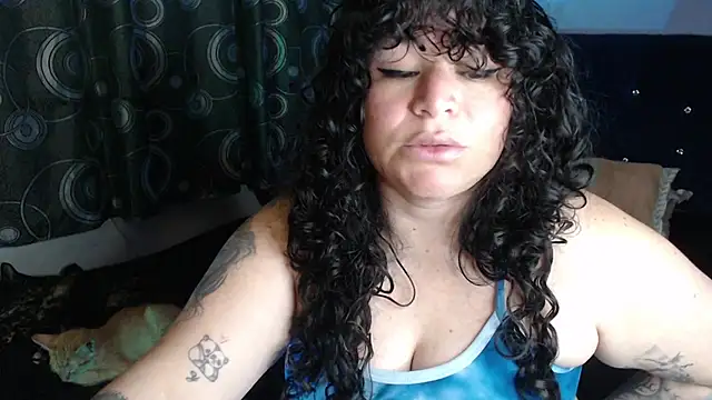 ANGELIQUE_KLANE's Live XXX Chat