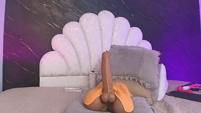 _MiaBrown_'s Live XXX Chat