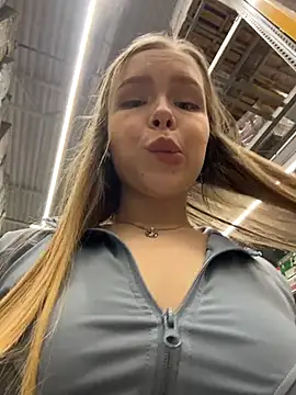 Liza_risky Chat XXX live