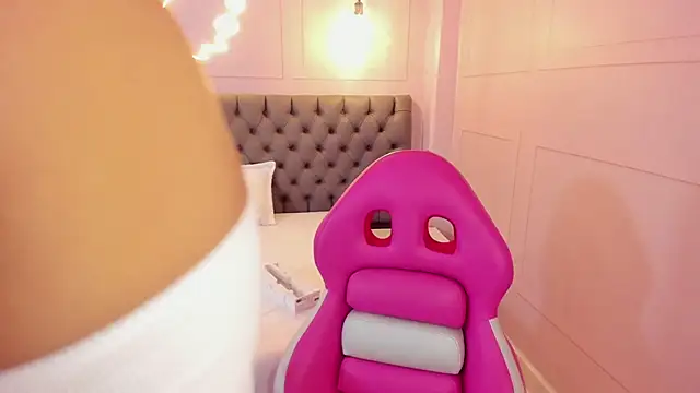 carol_69 Adlı Modelin Canlı XXX Sohbeti