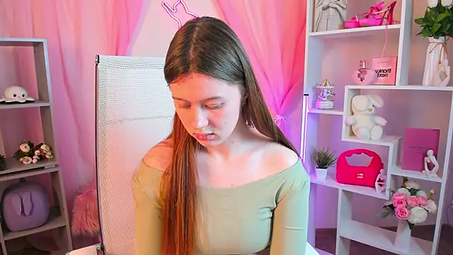 CelestineMauriac 即時 XXX 聊天