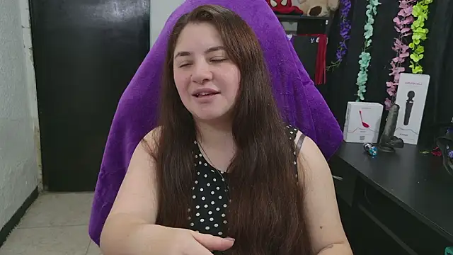 Chat +18 de ann_bronw ao vivo