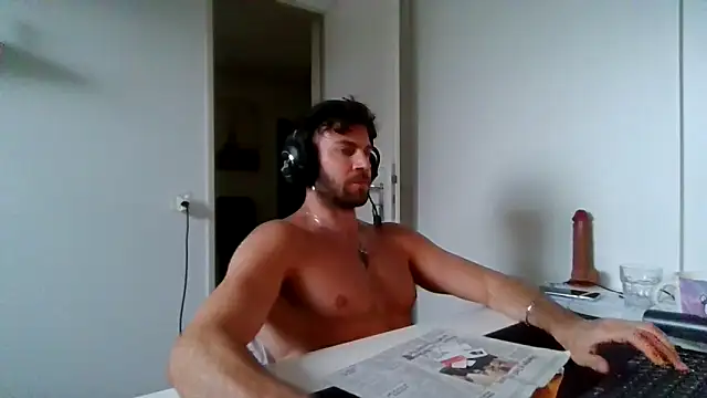 alpha-hunk Live XXX-Chat