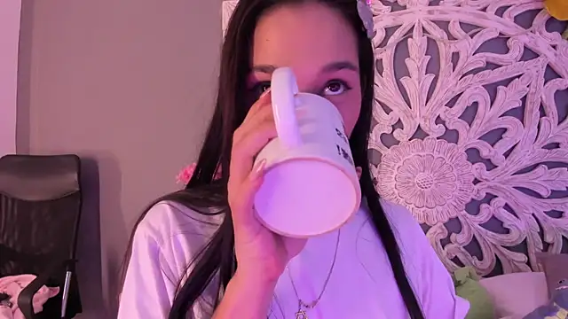 loraineblake: απευθείας συνομιλία ΧΧΧ