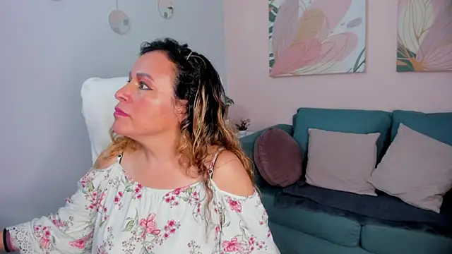 دردشة Ivonne_4 الجنسية المباشرة