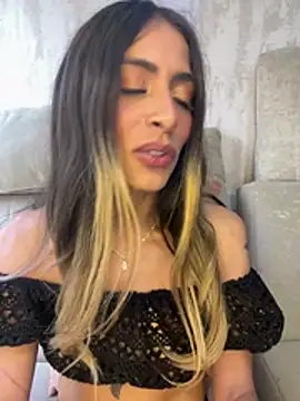 myeli10: онлайн-секс-чат