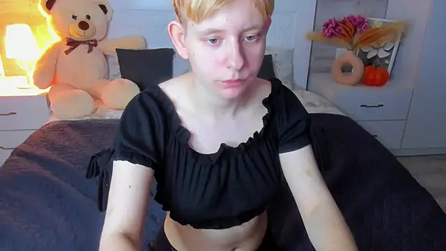 دردشة EloraBlu الجنسية المباشرة