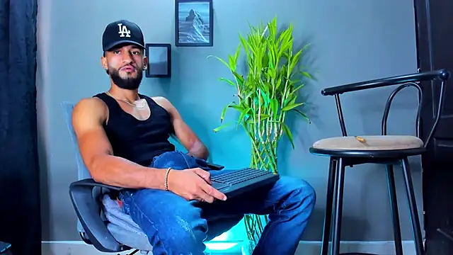 Damian_022 Adlı Modelin Web Kamerası Şovu