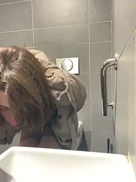 Kamorana Live XXX-Chat