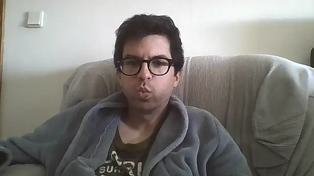 Show de RikCum4u na webcam