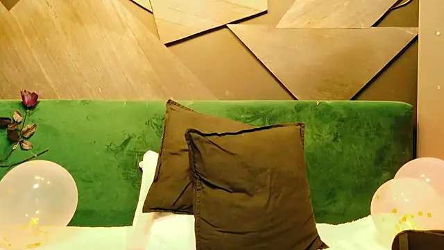 ElyaQuinn Chat XXX live