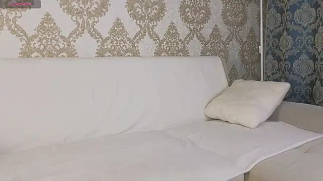 foxy_bloomm 라이브 XXX 채팅