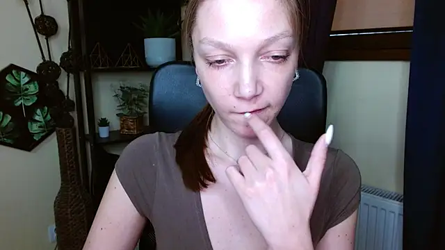 EmillyPlay Live XXX-Chat