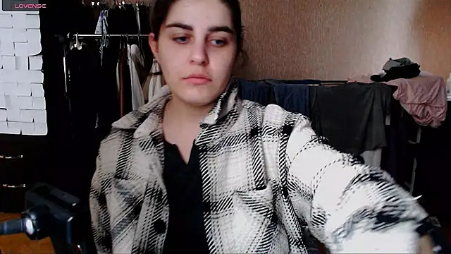 _Roselina_'s Live XXX Chat